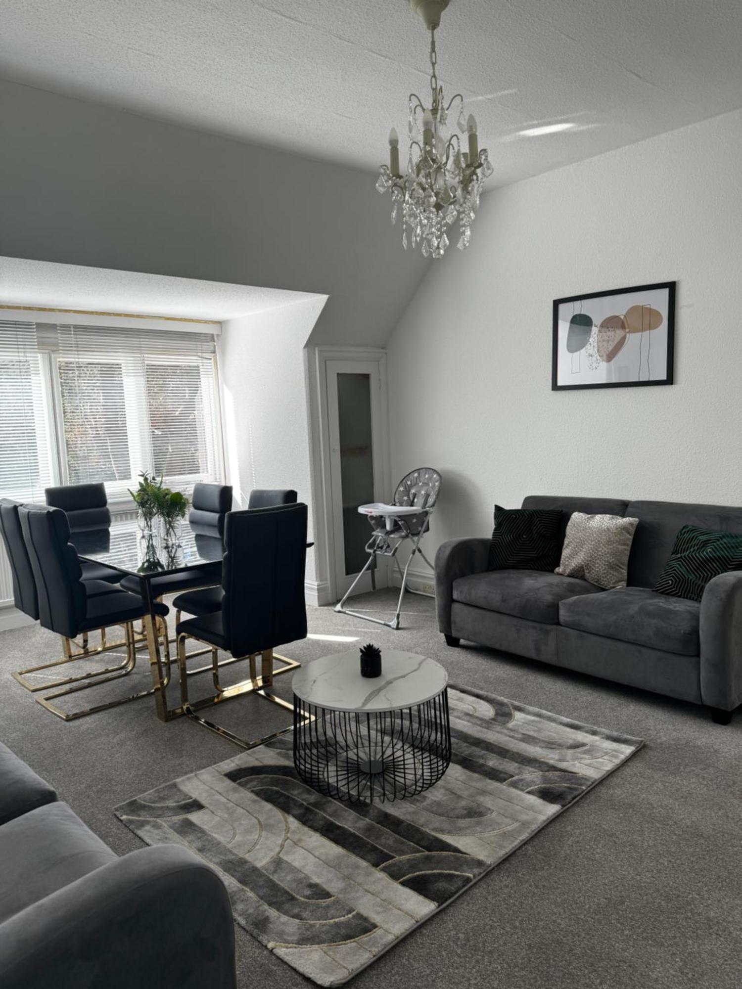 פול Apartment In Canford Cliffs Close To Sandbanks Beach מראה חיצוני תמונה