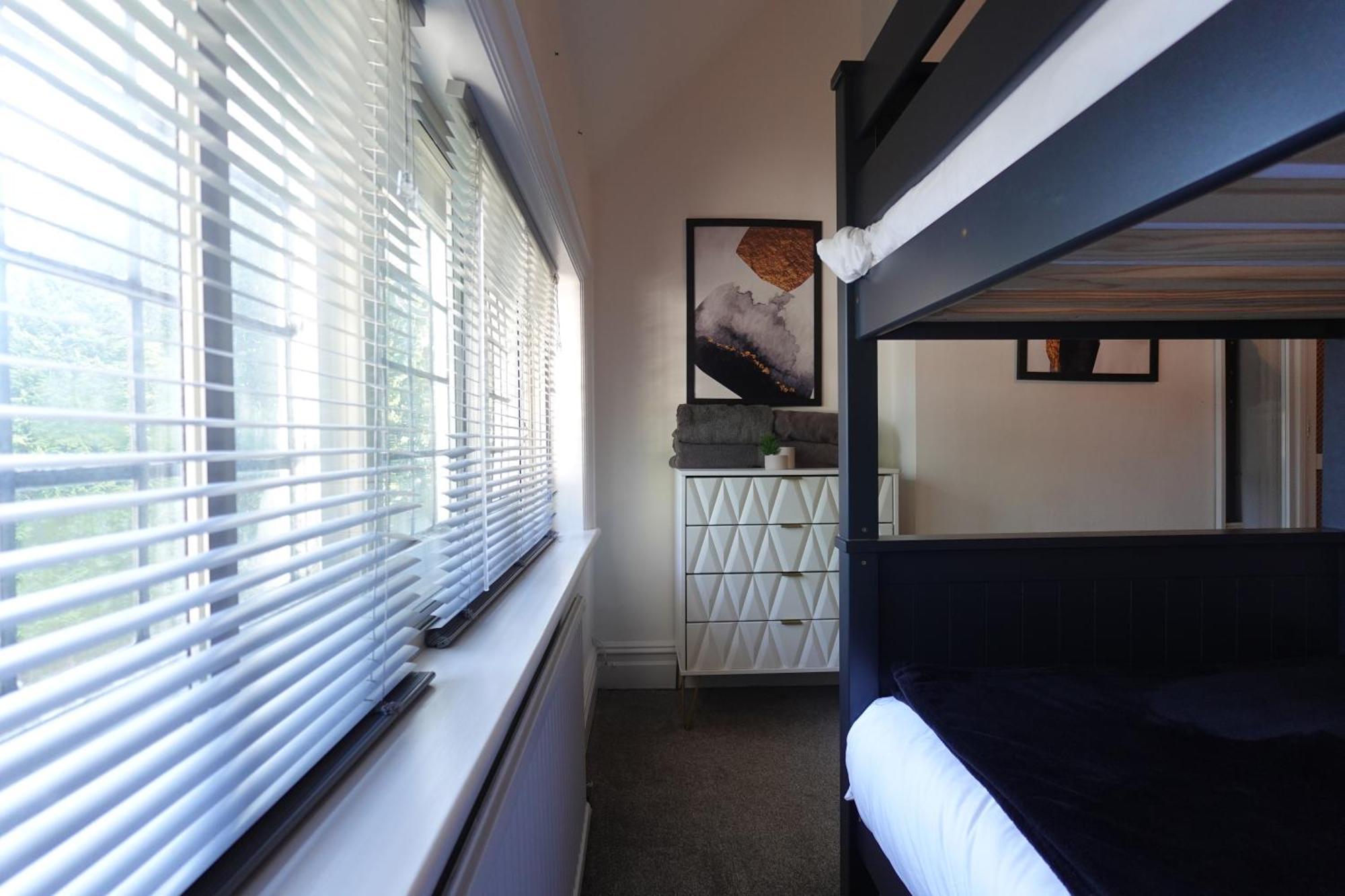 פול Apartment In Canford Cliffs Close To Sandbanks Beach מראה חיצוני תמונה