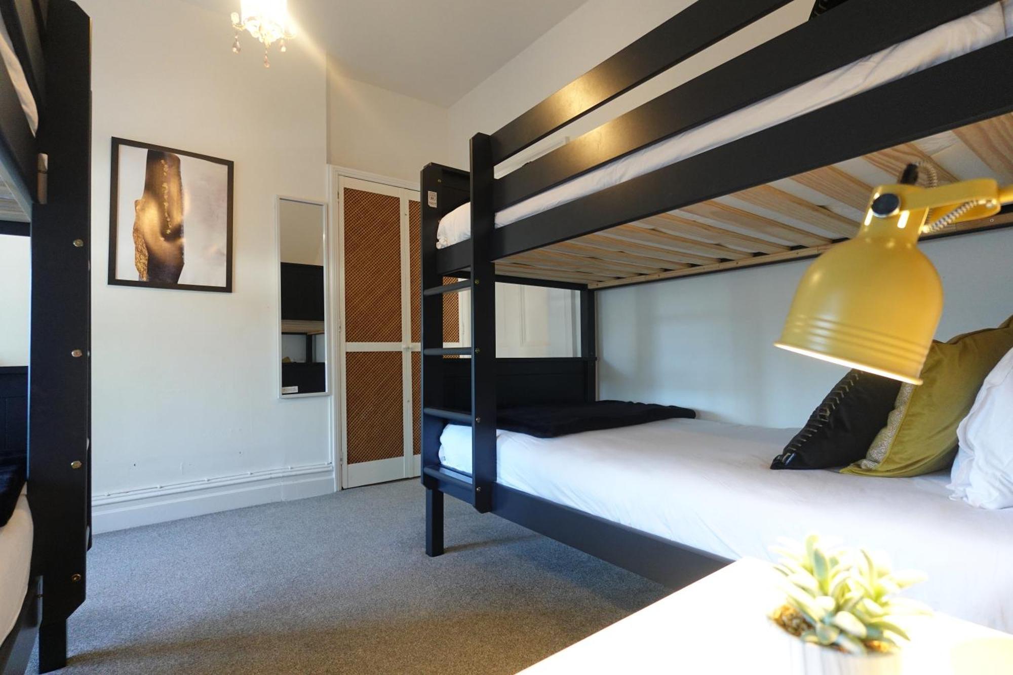 פול Apartment In Canford Cliffs Close To Sandbanks Beach מראה חיצוני תמונה
